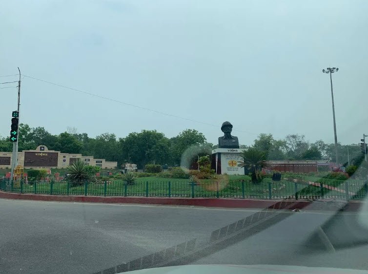 Tank Chauraha, Mathura, Uttar Pradesh - Vushii.com Tank Chauraha, Mathura, Uttar Pradesh - Vushii.com